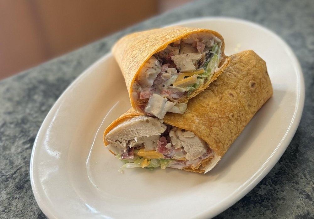 Sandwiches & Wraps at Angelo's Express